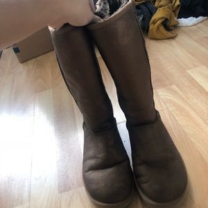 Limited Edition color Metallic Ugg’s!